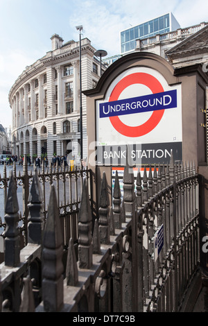 Bank u-Bahnstation London Stockfoto