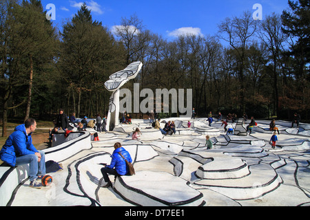 Jardin d'Émail von Jean Dubuffet im Kröller-Müller-Skulpturengarten Stockfoto