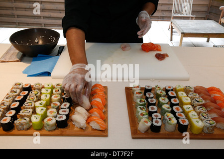 Japanisches Essen. Sushi und Maki. Stockfoto