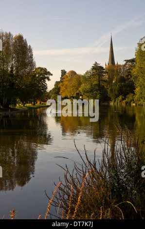 Kirchturm der Heiligen Dreiheit Stratford on Avon Stockfoto