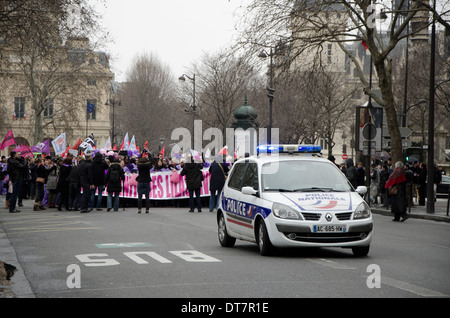 Demonstration in Paris gegen die Schließung der Entbindungsstation Des Lilas (Stadtrand von Paris). Frankreich. Stockfoto