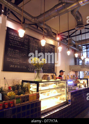 Die GRILLBAR - lokal und Cafe in Le Thanh Ton Straße 122 in District 1 in Ho Chi Minh Stadt, eröffnet im Jahr 2013 ist eine der neuen stilvollen Hot Spots in der südvietnamesischen Metropole in der Nähe des Ben Thanh Market?? Stockfoto