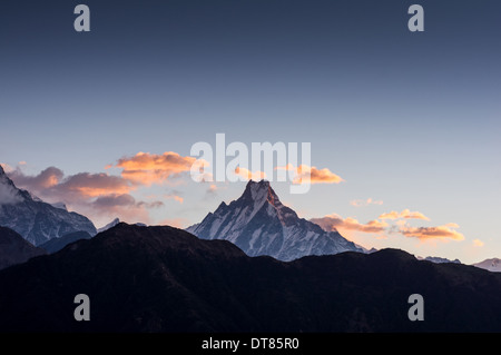 Schöne Aussicht auf Machapuchare, Himalaya, Nepal, aus Sicht der Poonhill Stockfoto