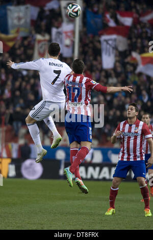 Madrid, Spanien. 11. Februar 2014. Real Madrid Cristiano Ronaldo während der Fußball-Spanisch Copa del Rey Halbfinale Rückspiel match Club Atletico de Madrid gegen Real Madrid CF im Vicente Calderon Stadion. : Bildnachweis Oscar Gonzalez/NurPhoto: Oscar Gonzalez/NurPhoto/ZUMAPRESS.com/Alamy Live-Nachrichten Stockfoto