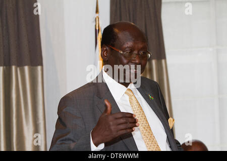 Süd-Sudan Foreign Affairs Minister Hon Dr. Barnaba marianische Benjamin diskutiert aktuelle Krise seines Landes an die Mitglieder der Medien in London 12.02.2014 Stockfoto