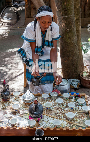 Eine äthiopische Kaffee-Zeremonie, Hawassa, Äthiopien Stockfoto