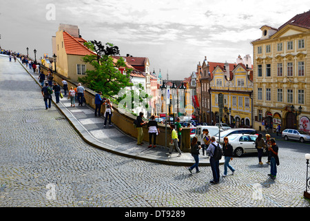 Karlsbrücke über die Moldau Prag Tschechische Republik Europa CZ Stockfoto
