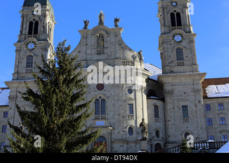 Eingang zur Kirche in Einsiedelns Abtei, Schweiz Stockfoto