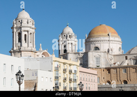 Die Kuppel von Cadiz Kathedrale (Catedral Nueva) in Cadiz, Andalusien, Spanien. Stockfoto