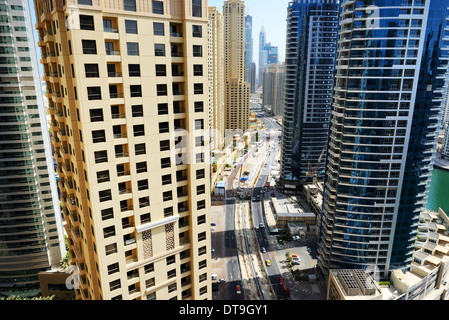 Die Aussicht auf Dubai Stadt vom Wolkenkratzer, Dubai, Vereinigte Arabische Emirate Stockfoto