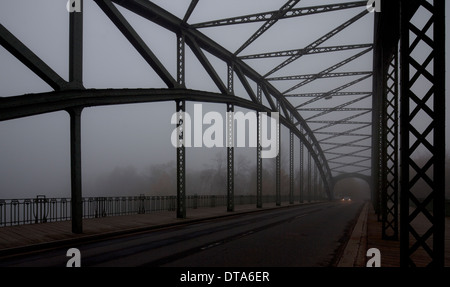 Schrägansicht Auf Fahrbahnebene Erbaut 1903 / 04 Stockfoto