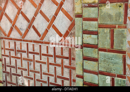 Geometrische Formen Muster auf alten Mauer. Zusammenfassung Hintergrund. Stockfoto