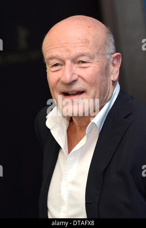 Berlin, Deutschland. 13. Februar 2014. Volker Schloendorff während der "Diplomatie" Photocall auf der 64. Internationalen Filmfestspiele Berlin / Berlinale 2014 am Februar Credit: Dpa picture-Alliance/Alamy Live News Stockfoto