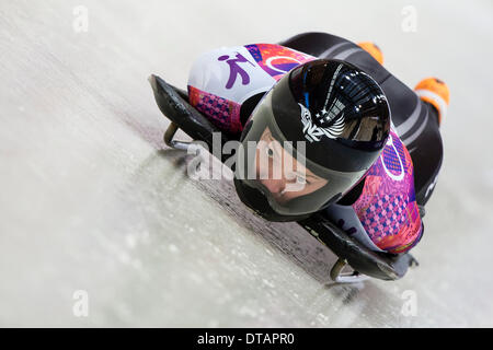 Sotschi, Krasnodar Krai, Rußland. 13. Februar 2014. Katharine EUSTACE (NZL) während ihrer ersten laufen in Skelett-Wettbewerb der Frauen bei den Sanki Sliding Centre, Mountain Cluster - XXII Olympische Winter-Spiele-Credit: Action Plus Sport/Alamy Live News Stockfoto