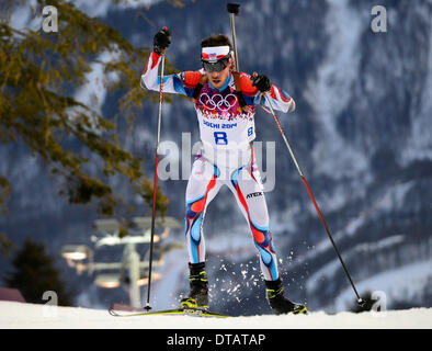 Tschechische Biathlonist Jaroslav Soukup ist während die Männer Biathlon-20 k Einzelrennen bei den Olympischen Winterspielen 2014 13. Februar 2014, in Krasnaya Polyana, Russland gesehen. (CTK Foto/römische Vondrous) Stockfoto
