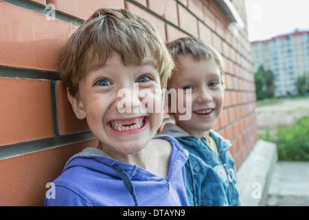 Porträt der jungen lächelnd Stockfoto