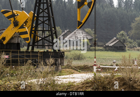 Öl-Bohr-Bohrschwengels in Udmurtien, Russland Stockfoto