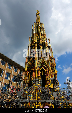 Schöner Brunnen Nürnberg Nürnberg Deutschland Deutschland DE Stockfoto