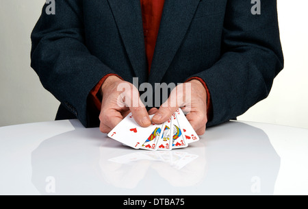 Eine royal Straight Flush Spielkarten Poker hand im Herzen Stockfoto