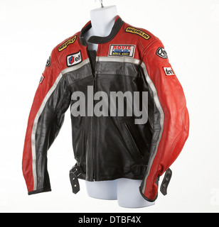 Motorrad Schutzkleidung Lederjacke an einem Model. Stockfoto