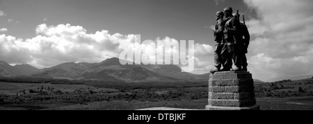 Die Commando-Gedenkstätte mit dem Ben Nevis-Bereich auf der Rückseite, Spean Bridge, Highlands von Schottland Stockfoto