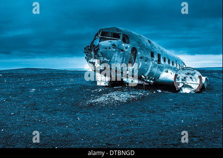 Dakota Flugzeugwrack, Island Stockfoto