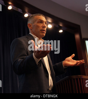 New York Yankees-Manager Joe Girardi anlässlich einer Veranstaltung in New York City, 4. Februar 2014 Stockfoto