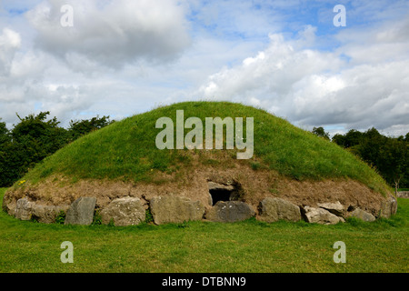 Knowth neolithischen Durchgang Grab Boyne Valley County Meath Irland UNESCO-Welterbe Stockfoto