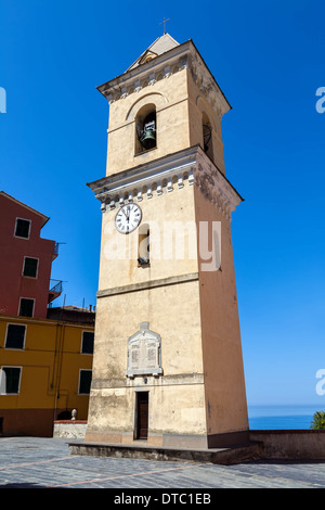 Alten Glockenturm in Manarola Stockfoto