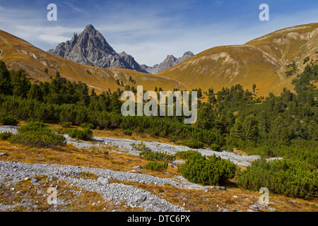 Monte Piz Plavna Dadaint im Val Mingèr, Schweizer Nationalpark in Graubünden / Graubünden in den Alpen, Schweiz Stockfoto