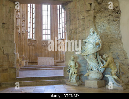 Bratislava - barocke Statue der Unbefleckten in gotische St. Johannes der Evangelist Kapelle neben der Franziskanerkirche. Stockfoto