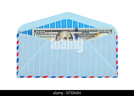 Umschlag mit Bargeld in Dollar isoliert auf weißem Hintergrund Stockfoto