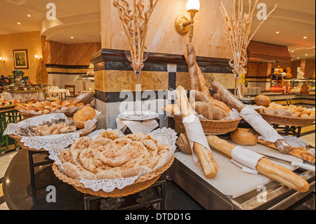 Brotauswahl in einem Luxus Hotel Resort Buffet restaurant Stockfoto