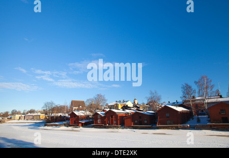 Porvoo, Finnland - Winter-Blick über den Fluss in Richtung Altstadt Stockfoto