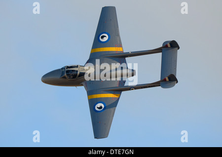 Die de Havilland DH.100 Vampire war ein britischer Jet-Kampfflugzeuge, der während des Zweiten Weltkriegs von der Royal Air Force in Auftrag gegeben wurde. Fliegen in Neuseeland Stockfoto