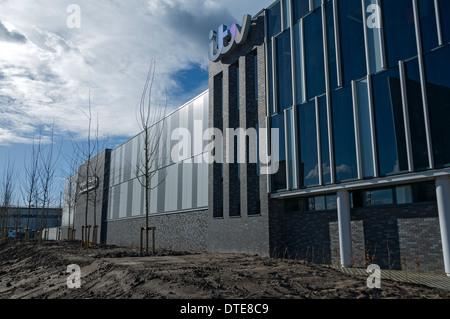 Das neue ITV Atelierhaus für die Krönung-Straße gesetzt, Salford Quays, Manchester, UK. Stockfoto