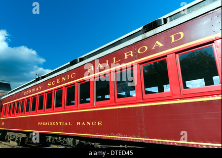 Conway Scenic Railroad Personenwagen im Bahnhof North Conway, New Hampshire, USA angezeigt. Stockfoto