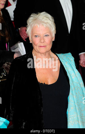 London, UK. 16. Februar 2014. Judi Dench besucht die B.A.F.a am Royal Opera House, Covent Garden, London 16. Februar 2014 Credit: Peter Phillips/Alamy Live News Stockfoto