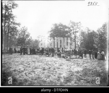 Zuschauer am Miami University Freshman-Sophomore Pol eilen, 1905 Stockfoto