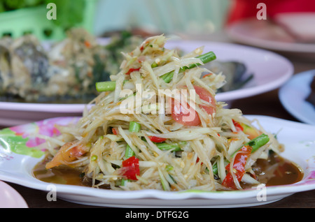 Thai Papayasalat oder Som Tum, Lieblings thai scharfes Essen Stockfoto