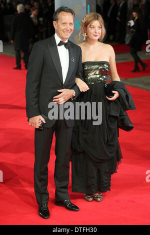 London, UK. 16. Februar 2014. Richard E. Grant und Tochter Olivia Grant 67. British Academy Film Awards an der Königlichen Oper besuchen. Bildnachweis: Dpa picture Alliance/Alamy Live News Stockfoto