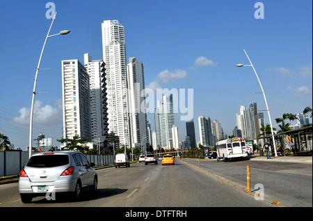 Straße Szene Balboa Avenue Panama City-Panama Stockfoto
