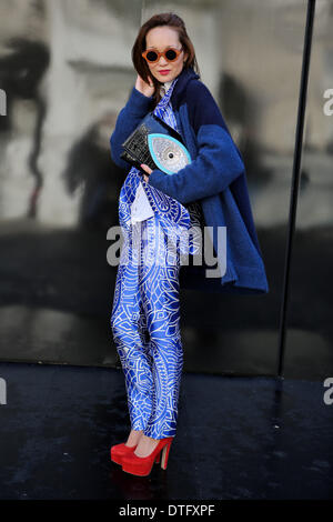 Mariko Kuo Ankunft am Somerset House in London - 15. Februar 2014 - Foto: Start-und Landebahn Manhattan/Daniella Zalcman/Picture Alliance Stockfoto