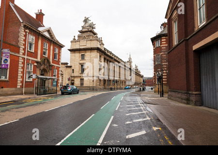 Das Rathaus und die Gerichtshöfe in Stadtzentrum von Hull Kingston nach Rumpf East Riding East Yorkshire, England, UK GB Stockfoto