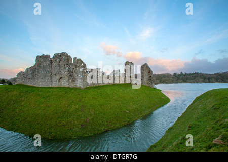 Überschwemmungen im Ogmor Schloss Stockfoto