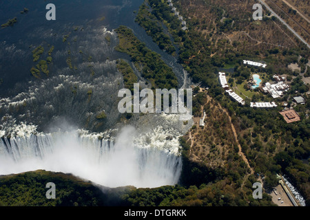 Sambia Victoria Falls Zambezi River Wasserfälle Afrika Landschaft Beutifull Ruhe entspannen Luxus Hotelresort Sun Inernational Stockfoto