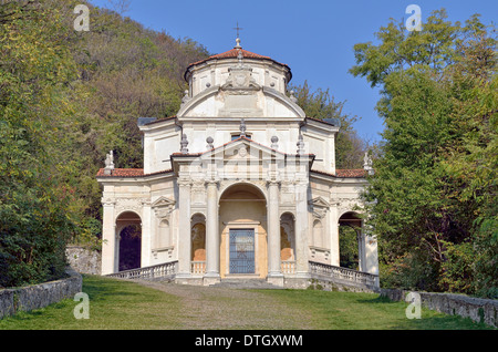 V, historischer Pilgerweg zur Wallfahrtskirche Santa Maria del Monte Sacro Monte di Varese oder Heilige Berg-Kapelle Stockfoto