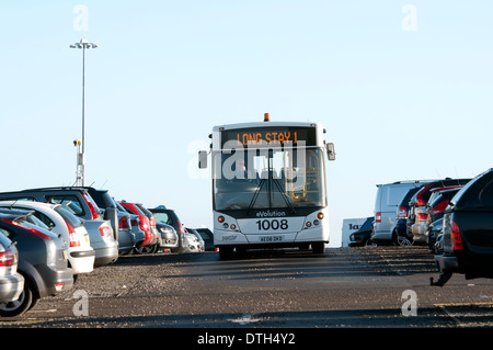 Längeren Aufenthalt Parkplatz-Shuttle-Bus, Flughafen Birmingham, UK Stockfoto