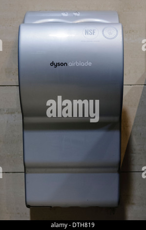 Dyson Airblade Hand Trockner Stockfoto