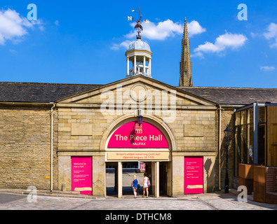 Eingangshalle, die historische 18thC Stück im Zentrum von Halifax, West Yorkshire, England, UK Stockfoto